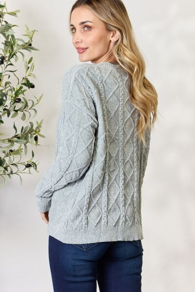 BiBi Cable Knit Round Neck Sweater LIAXO