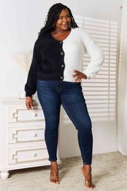 Woven Right Contrast Button-Front V-Neck Cardigan LIAXO